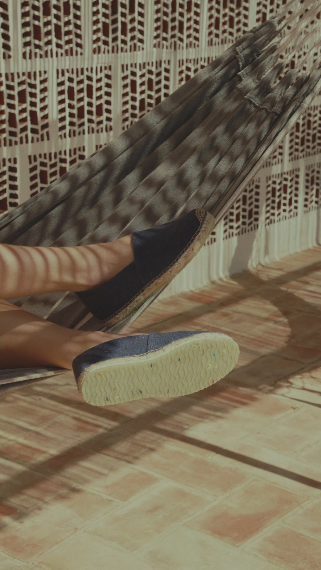 NAVY BLUE ESPADRILLE